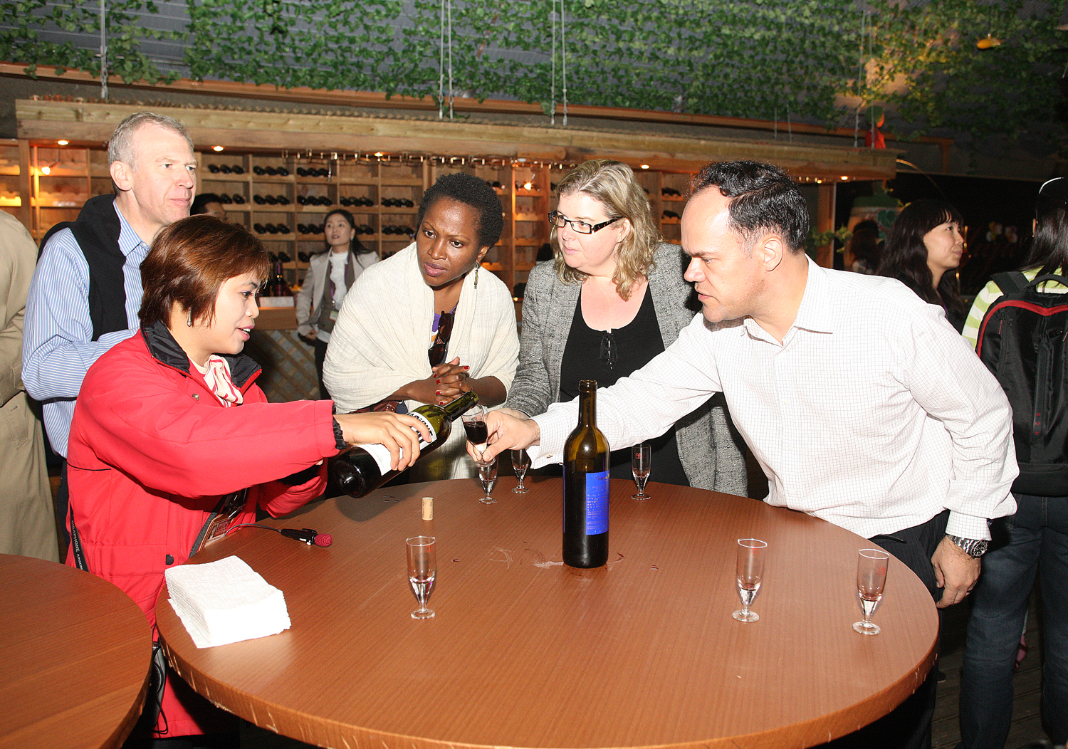 2012.09.23  OECD 관광위원회 무주 머루와인동굴 방문