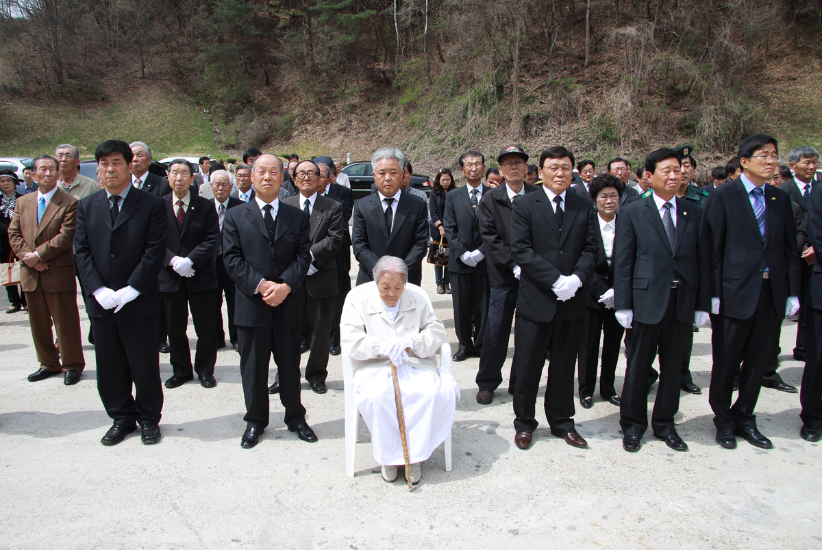 2012.04.19  4.19 혁명 이기태열사 추모식