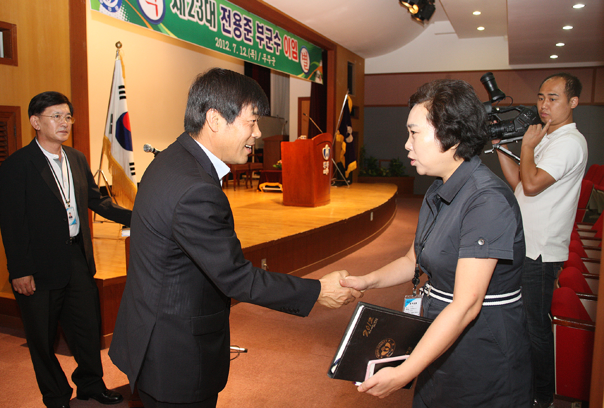 2012.07.12  제23대 전용준 부군수 이임