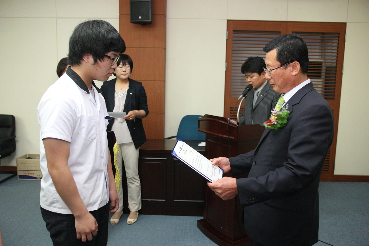 2012.06.13  2012 무주지구 범죄예방 한마음대회 및 장학금 전달식