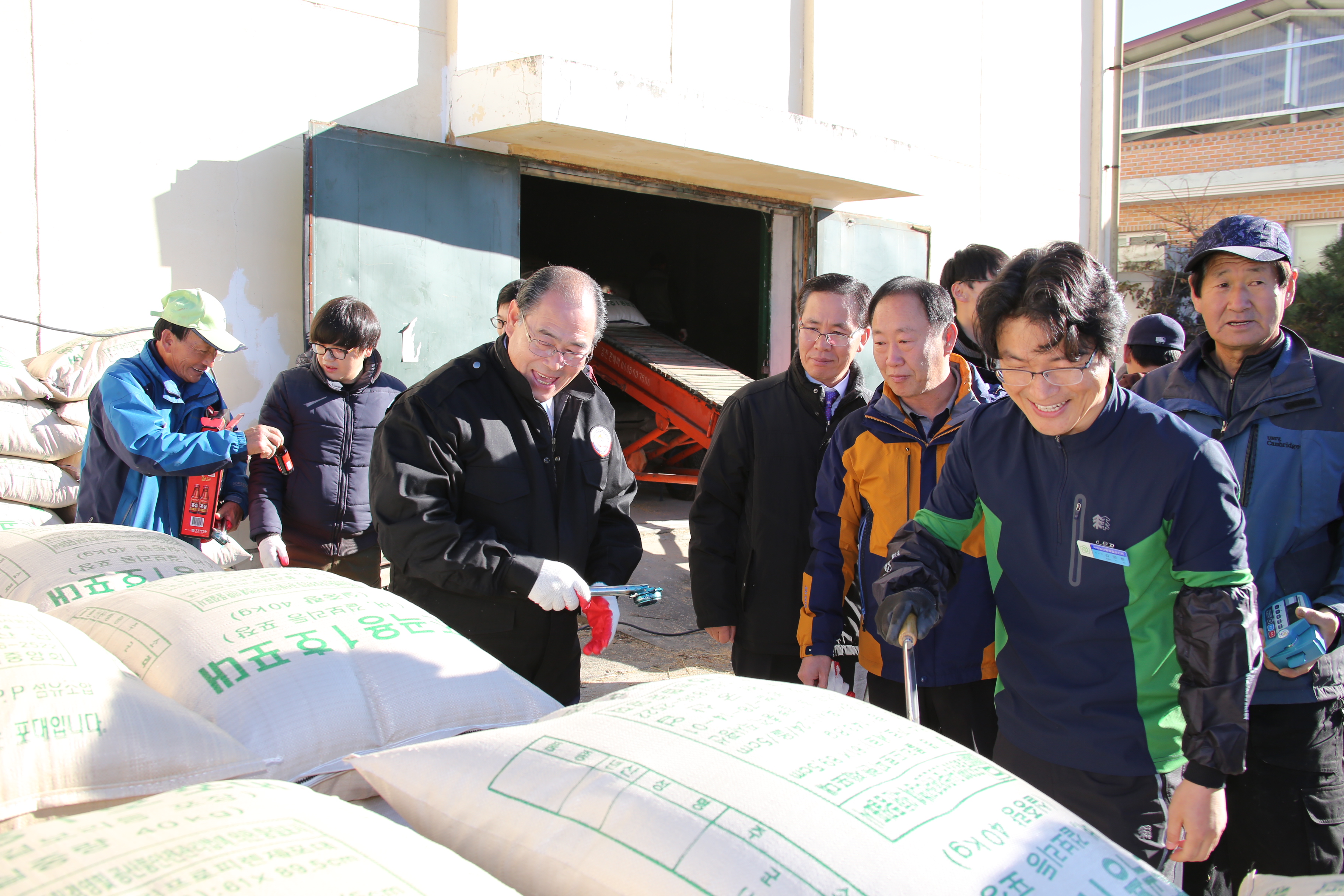 2014.11.04. 2014년산 공공비축미곡 매입현장-황정수 무주군수