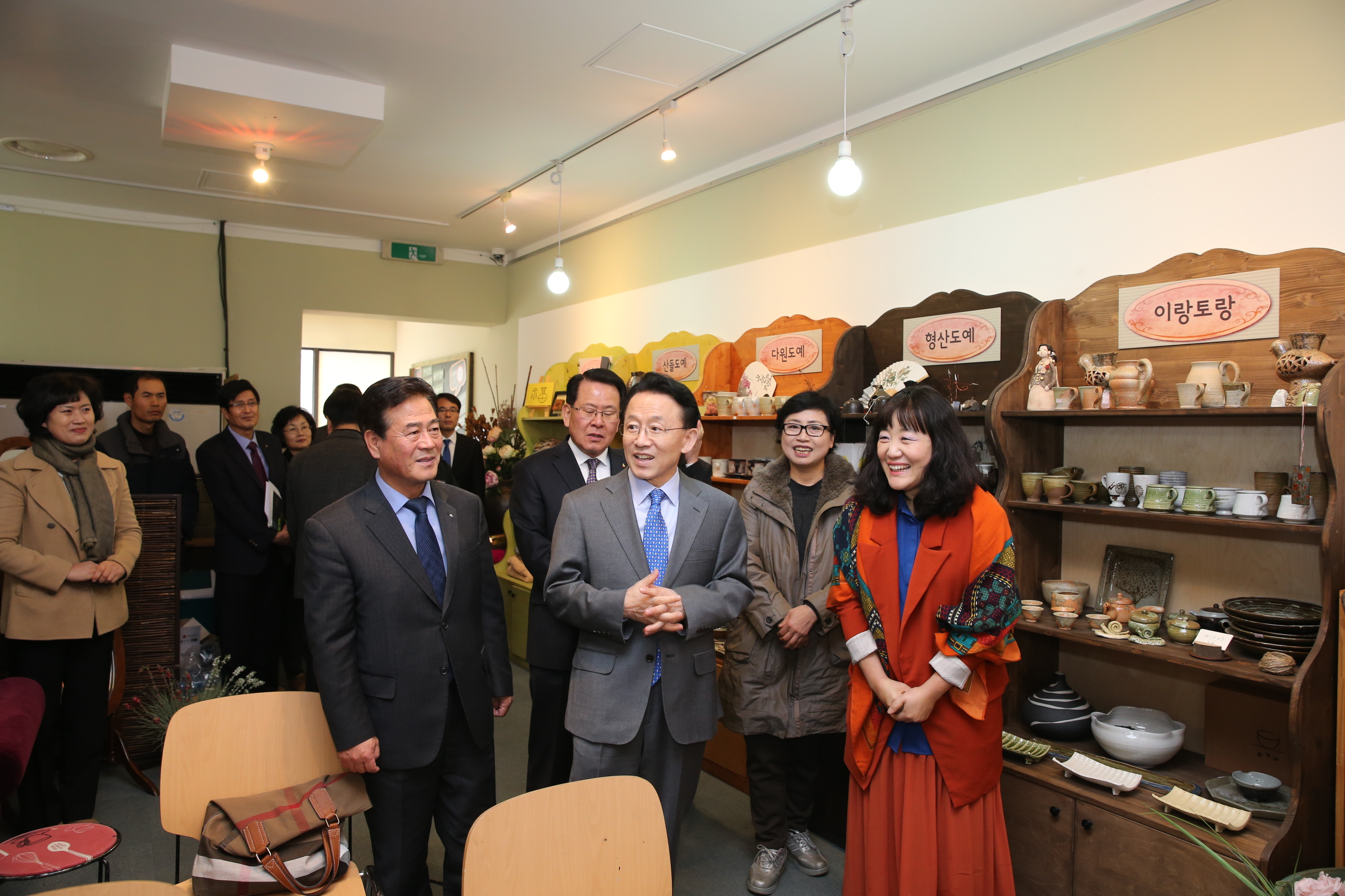 2014.02.26. 2014. 김완주 도지사 방문(협동조합 공간)