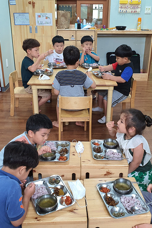 2020.07.20. 무주군 어린이집 유기농 쌀 공급