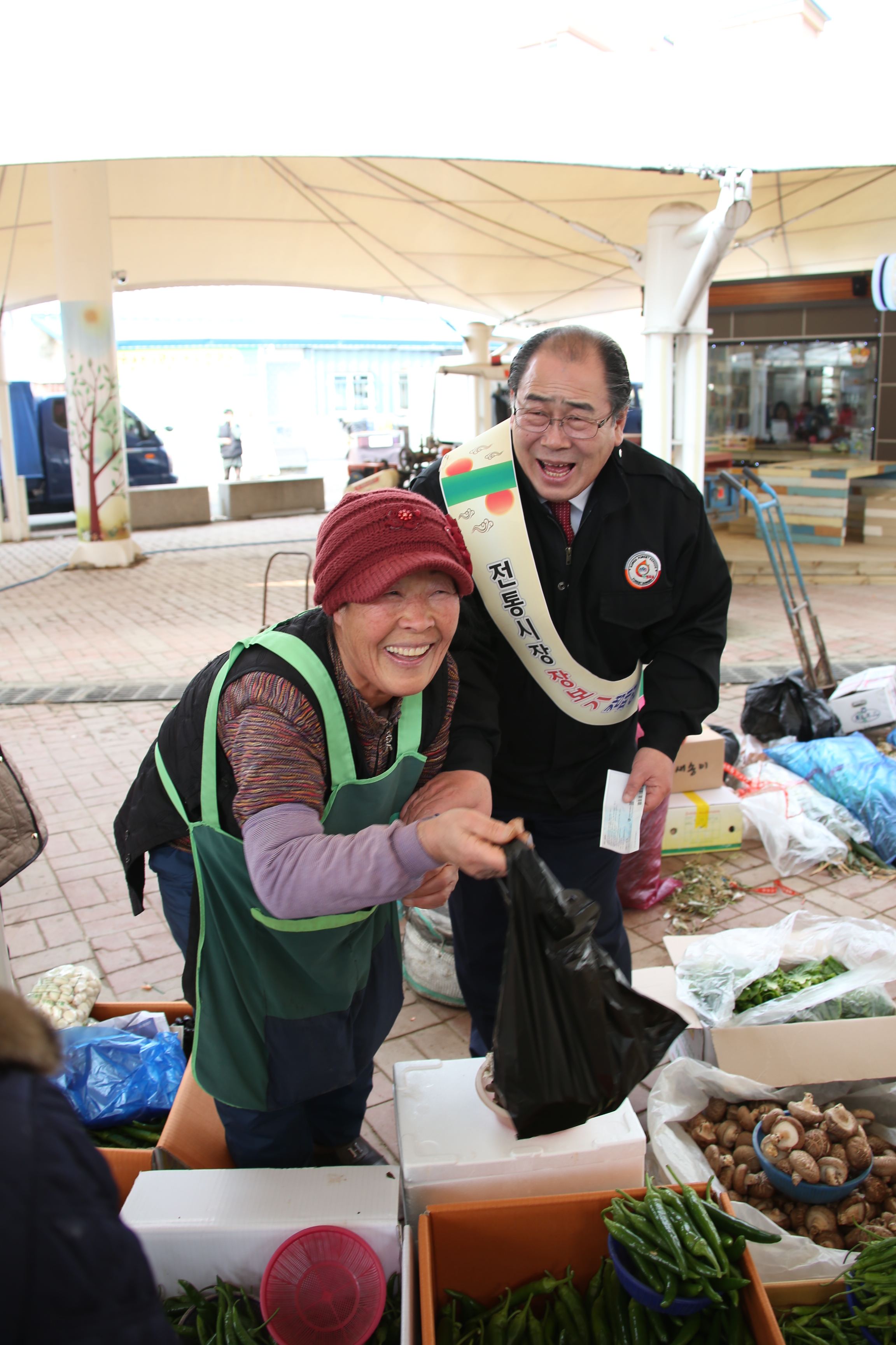 2015.02.11. 전통시장 애용 캠페인(반딧불장터)