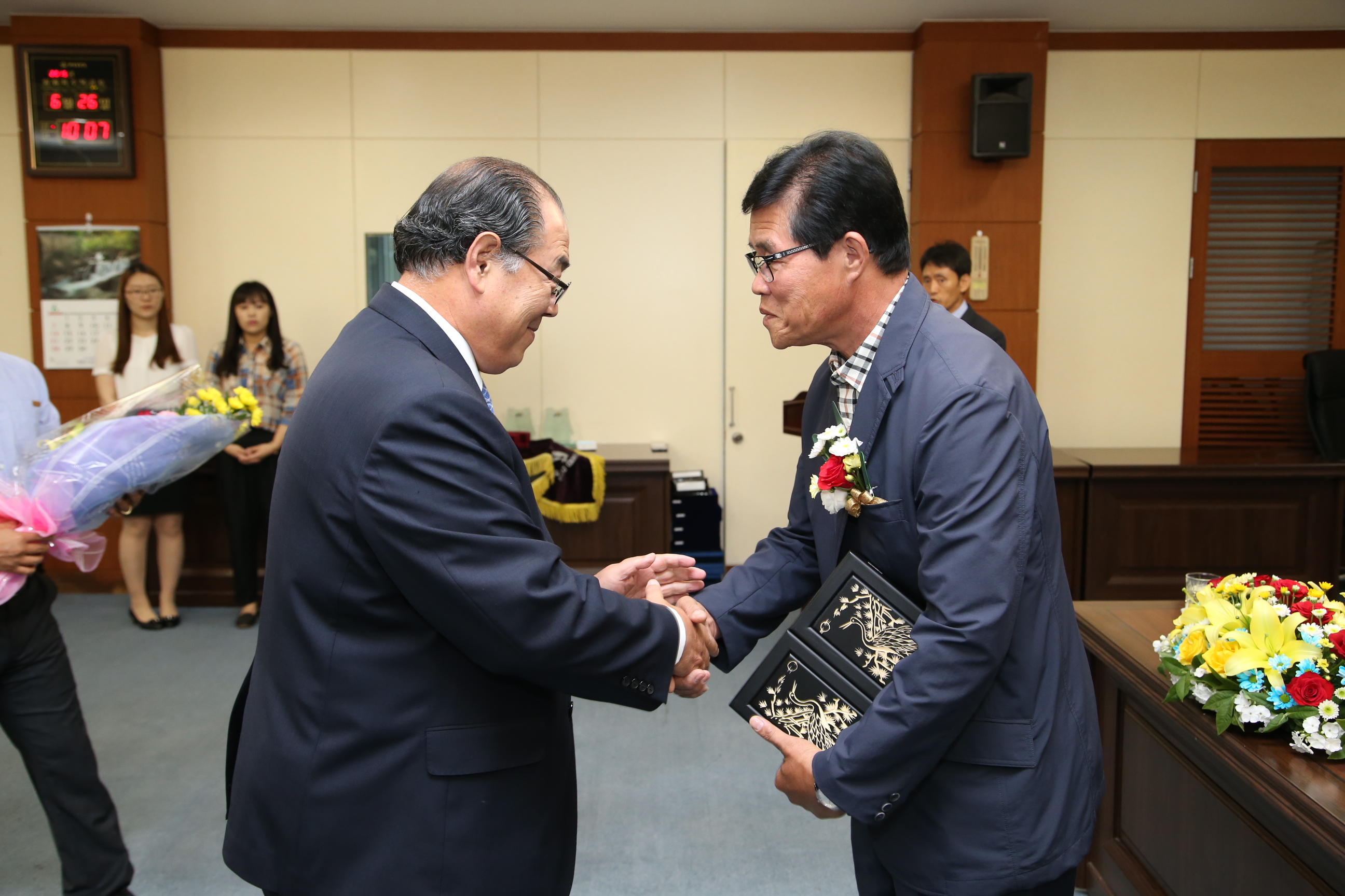 2015.06.26. 2015년도 상반기 공무원 퇴임식(박인기, 배순철, 황정수 무주군수, 정영래, 임병도)