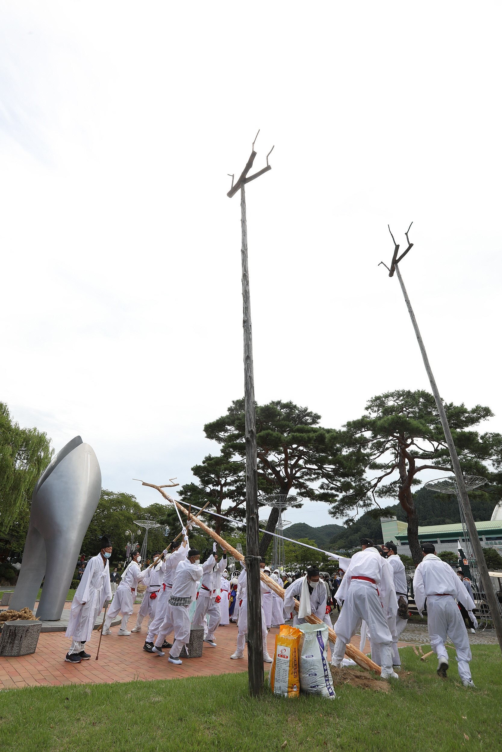 제26회 무주반딧불 축제 산의실 솟대세우기