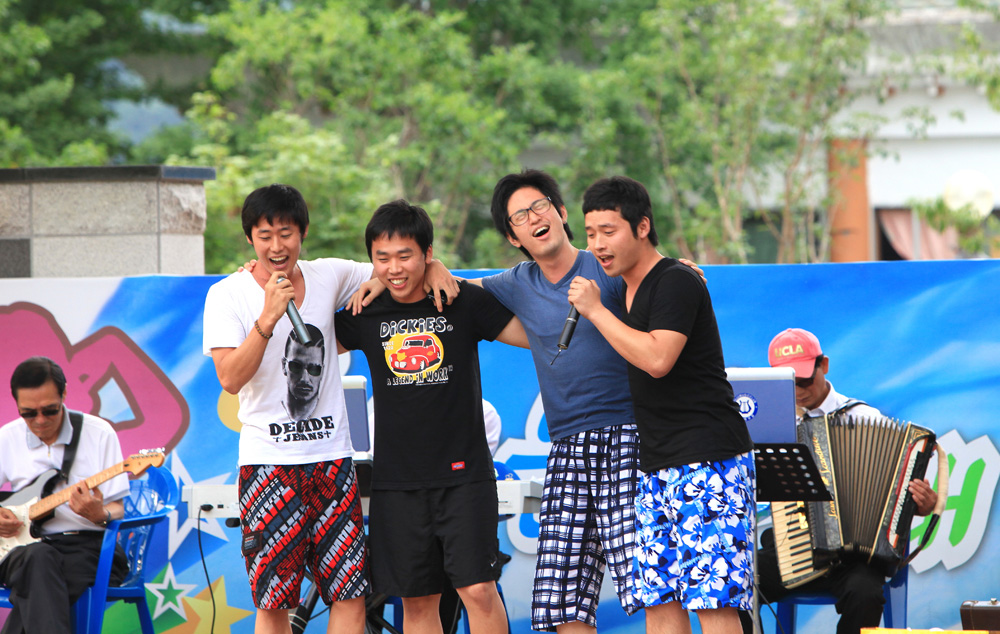2012.08.27  관광객과 함께 하는 노래 한마당