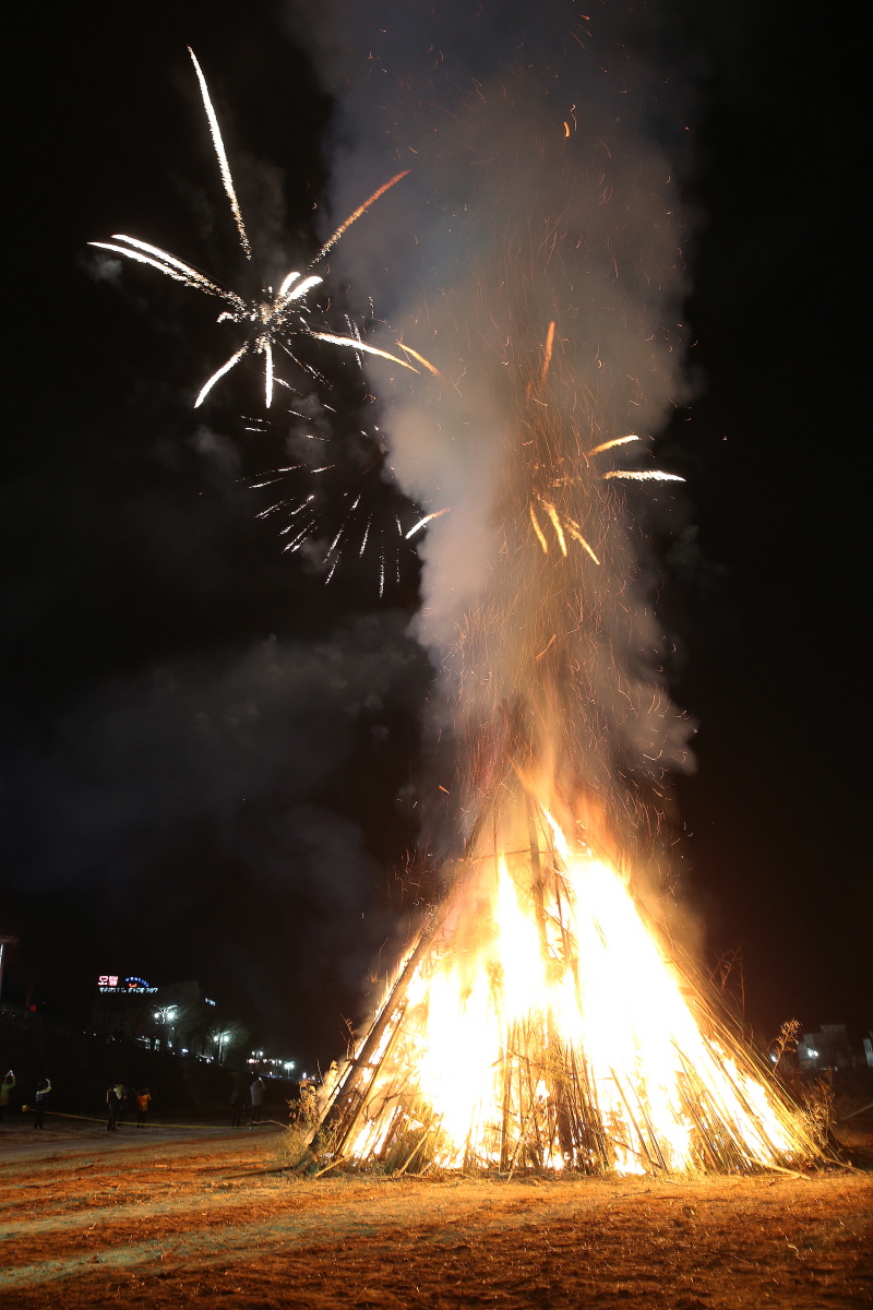 2015.03.05. 정월대보름 달집태우기