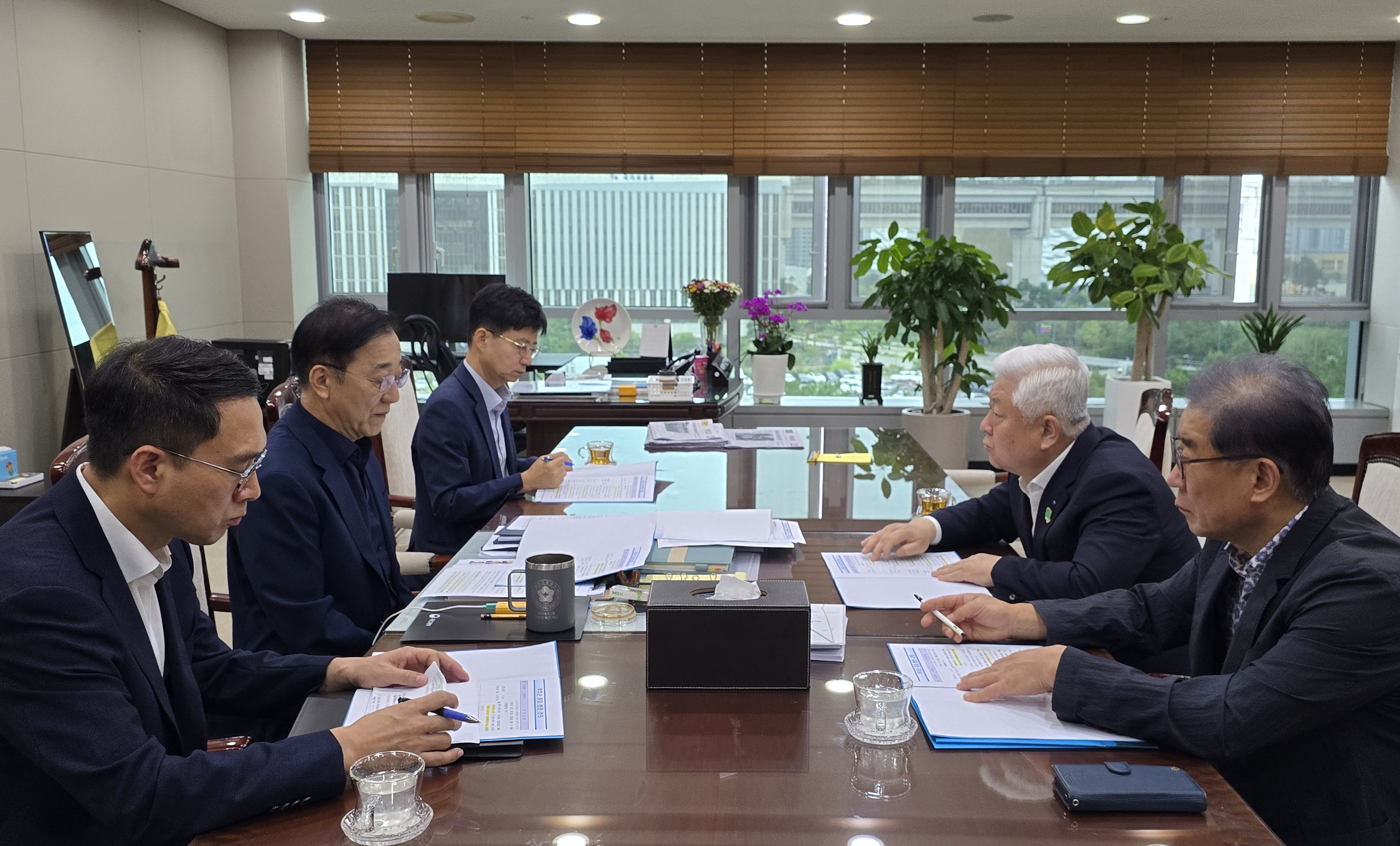 2025.09.08. 황인홍 무주군수 핵심 SOC 사업 관련 김윤덕 국토부장관 면담